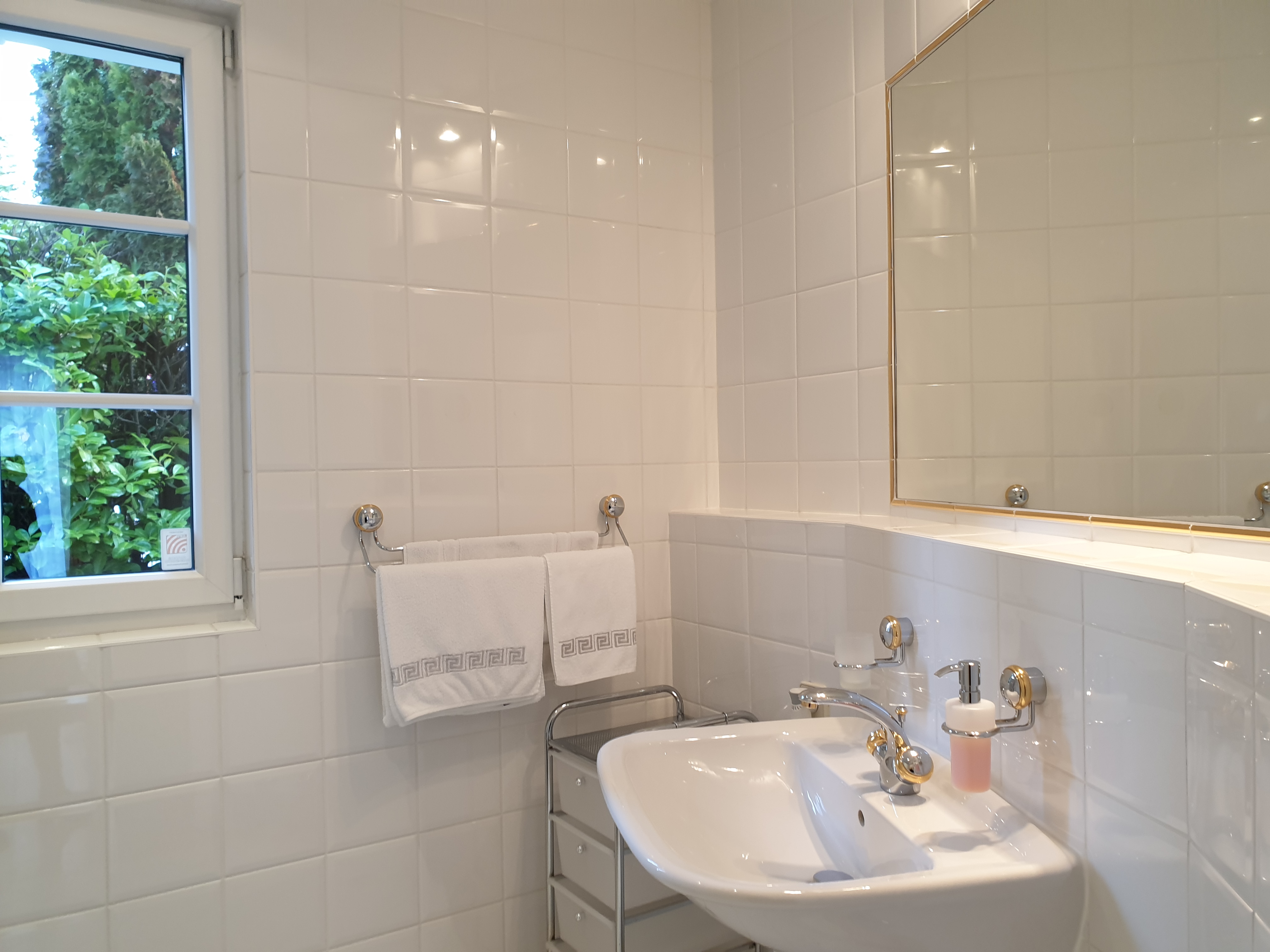 Badezimmer rechtes Appartement