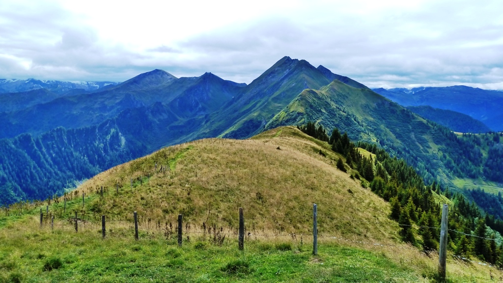 Blick vom Gipfel des Kreuzkogels