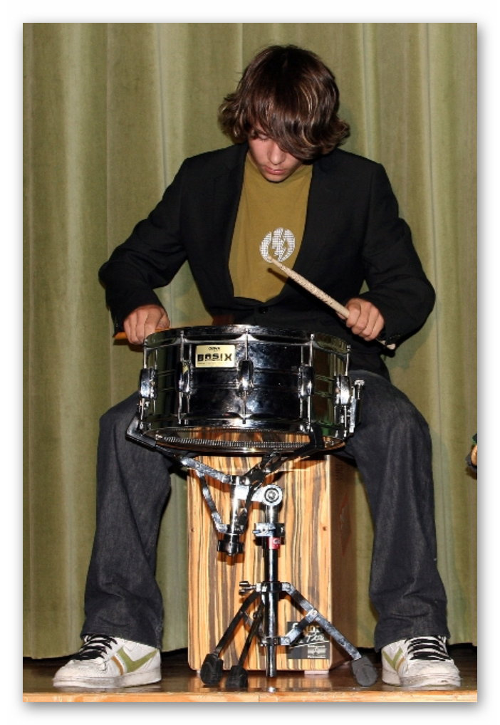 Meister auf dem Schlagzeug