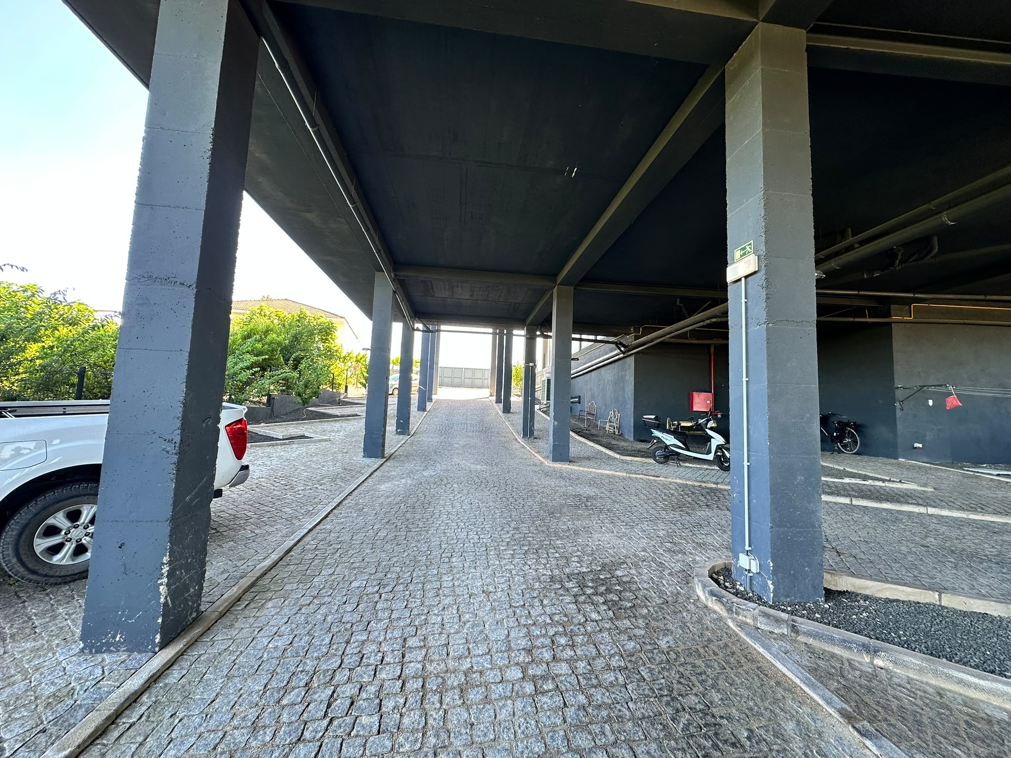 https://0501.nccdn.net/4_2/000/000/001/2b5/espaco-exterior-painho-vita-4.jpeg