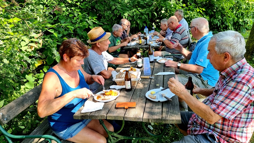 Bratlessen gesponsert vom Weinpaten !