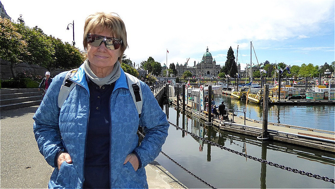 Spaziergang entlang der Kaimauer
