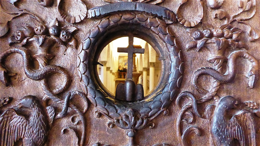 Eingang zur Bücherei des Klosters