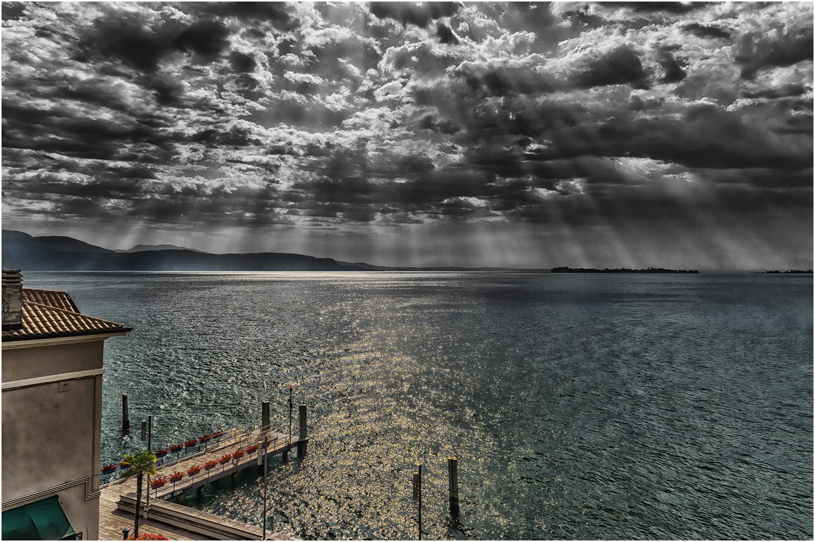 Commended: Rays of Light (Mark Rock)