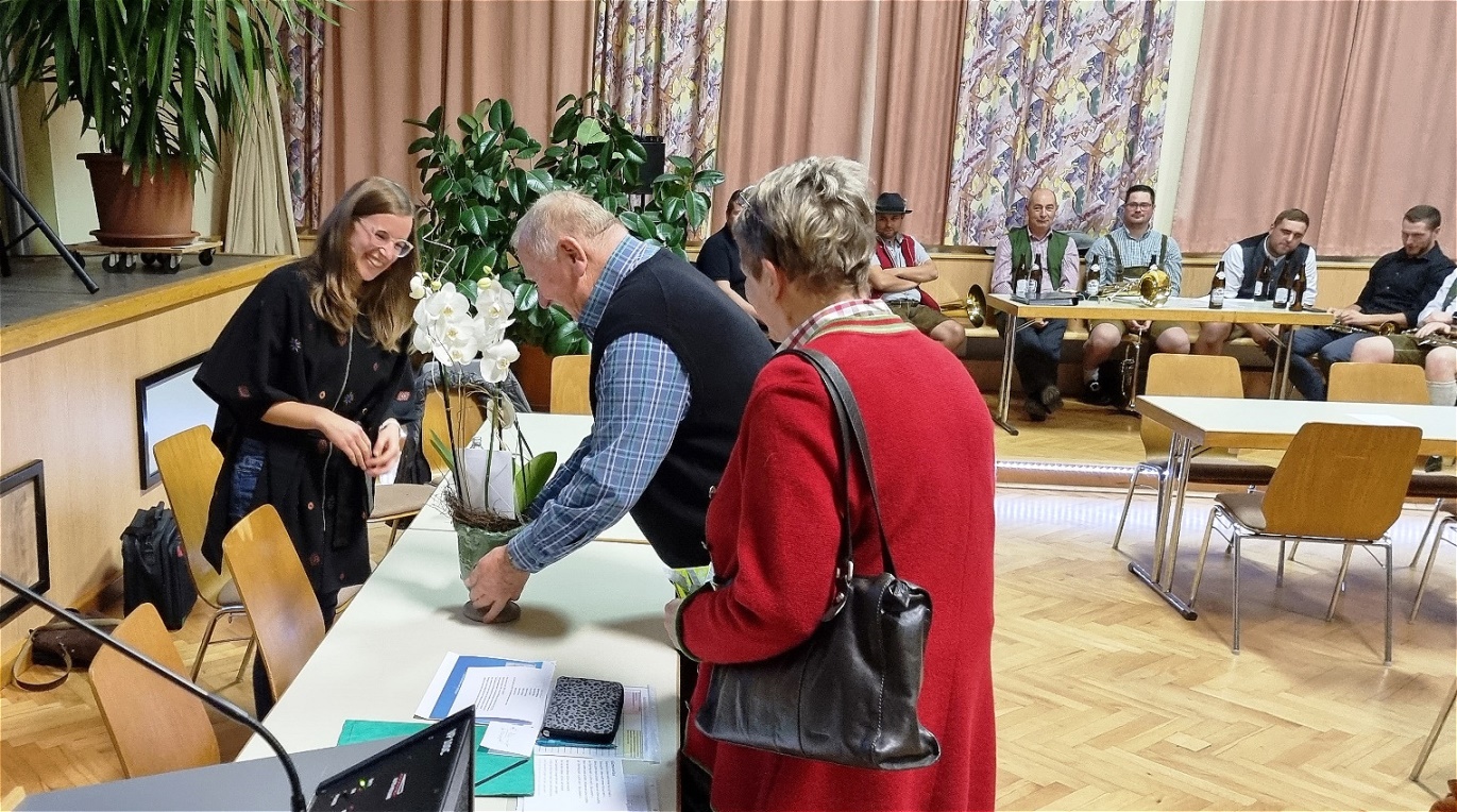 Ein Dankeschön für Lisa Eidenhammer. Sie entwickelte das Museumskonzept für Schneegattern