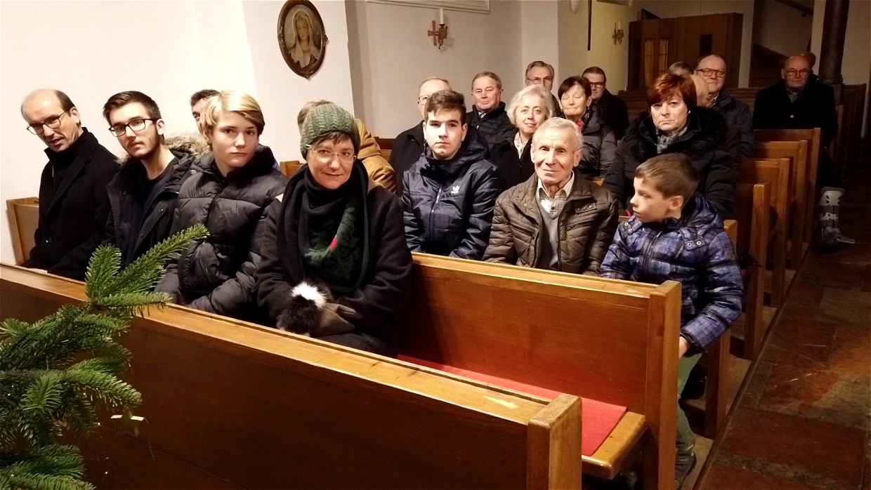 Stolze Familienangehörige