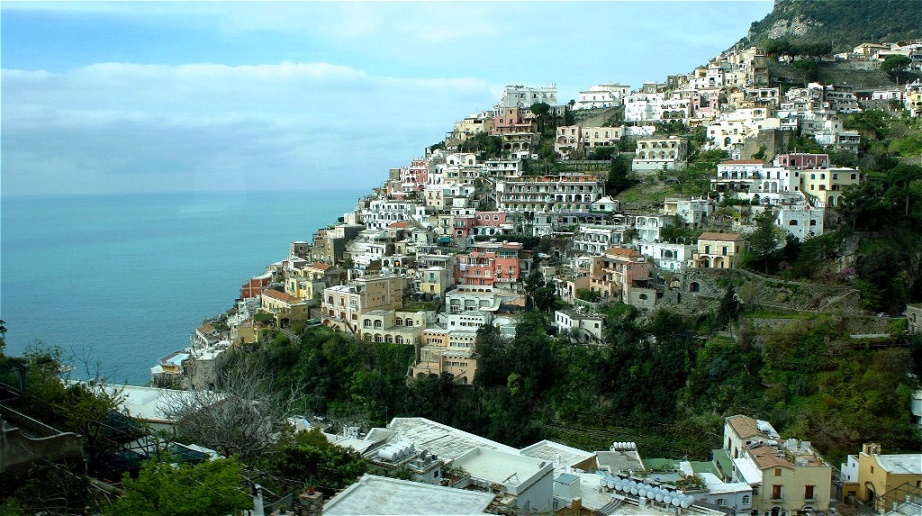 Positano
von der Küstenstraße, der "Amalfitana" aus gesehen