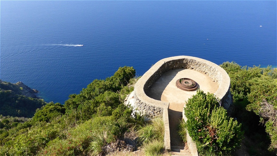 "La Batteria" - Geschützbasis