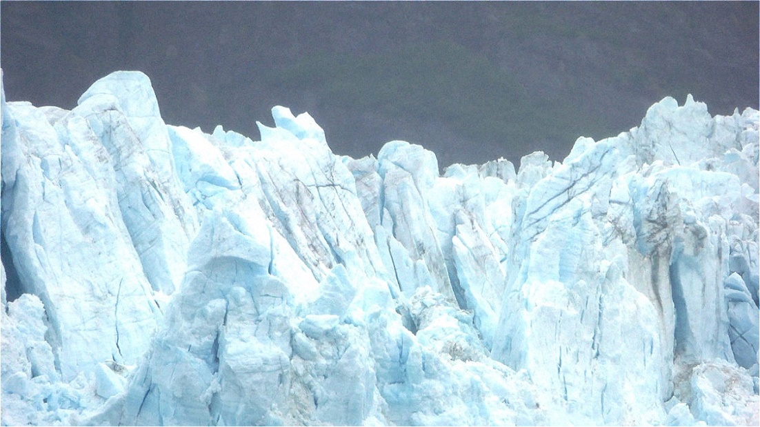 Die mächtigen Eistürme des Grand Pacific Glacier