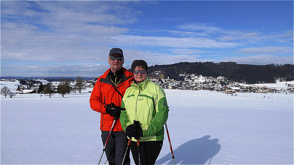 Rot und Grün im Schnee