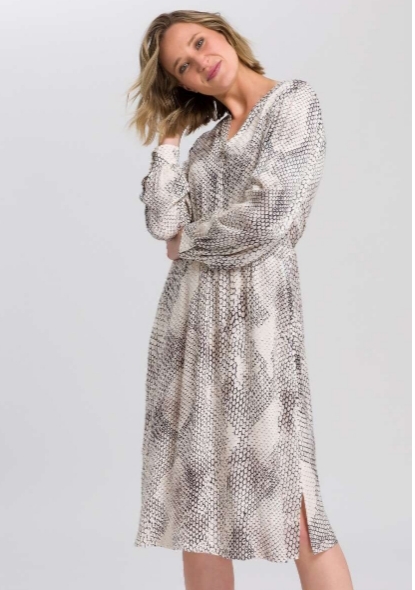 https://0501.nccdn.net/4_2/000/000/00d/f43/casazza-damenmode_marc-aurel_kleid_schlangenprint_2.jpg