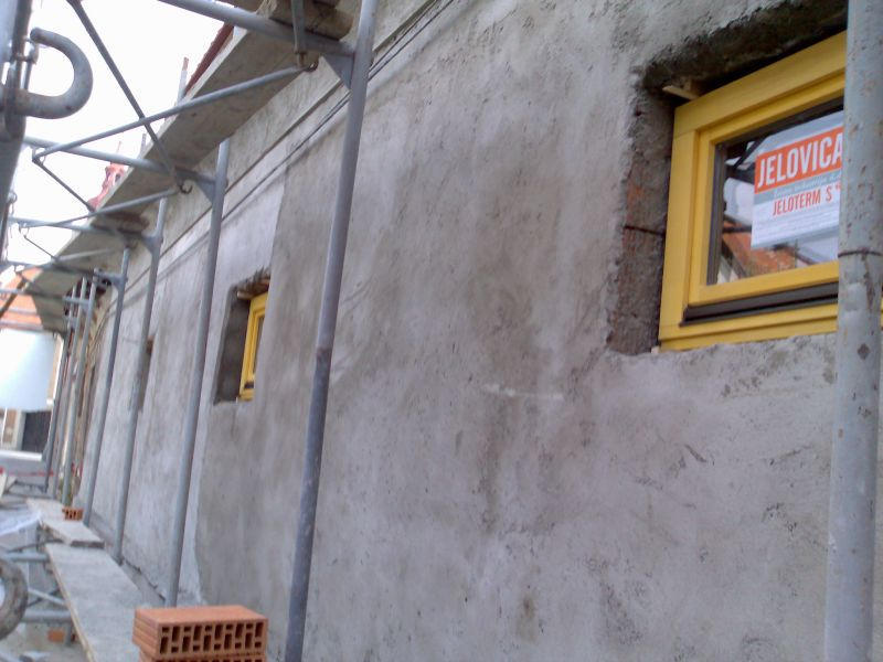 adaptacije stavb in spomeniško zaščitenih objektov