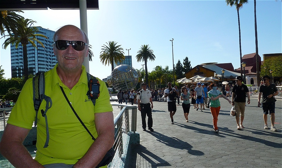 Am Ende des Tagesausflugs
Bei fast 40 Grad Celsius, den durchgestandenen Abenteuern, dem Trubel und dem Lärm ist man ziemlich geschafft !