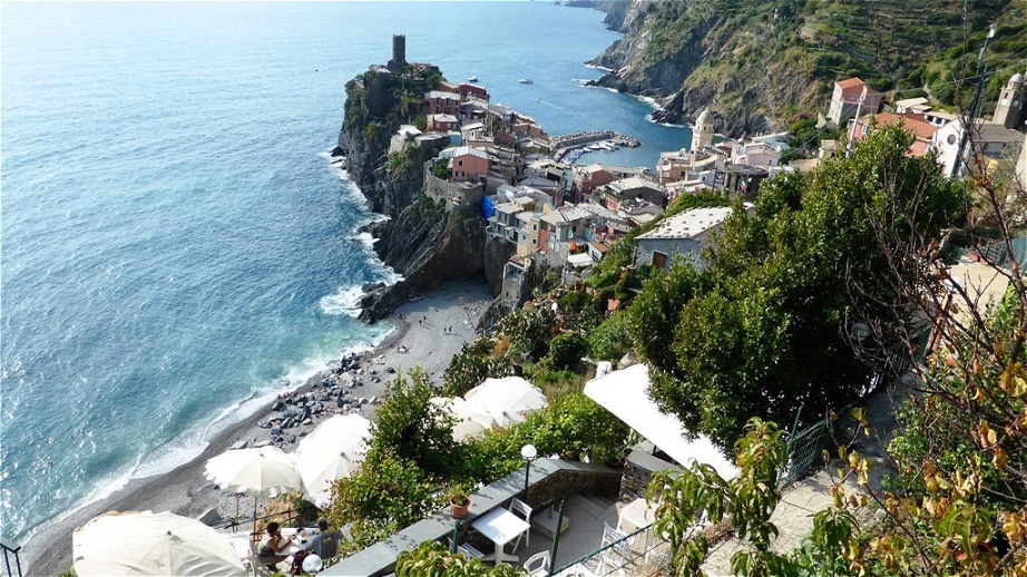 Vernazza ist erreicht !
Es ist das zweitnördlichste der fünf Dörfer der Cinque Terre