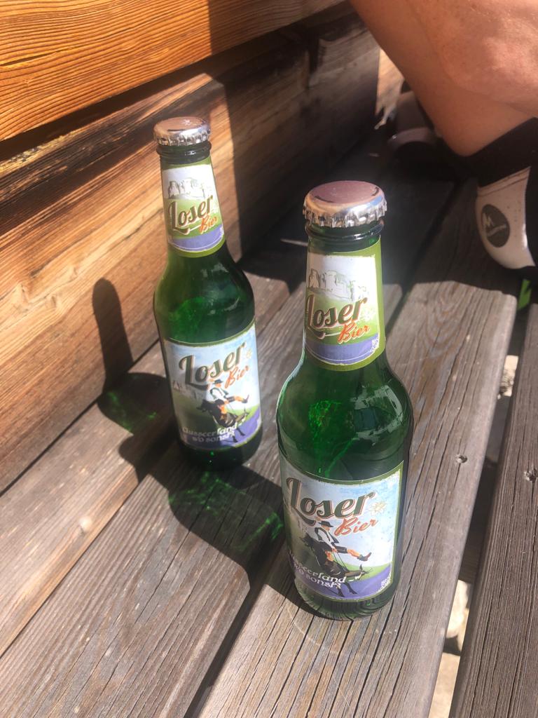 Ein Gipfelbier darf nicht fehlen !