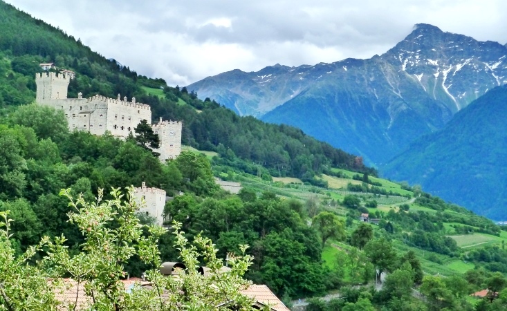 Blick hinüber zur Churburg