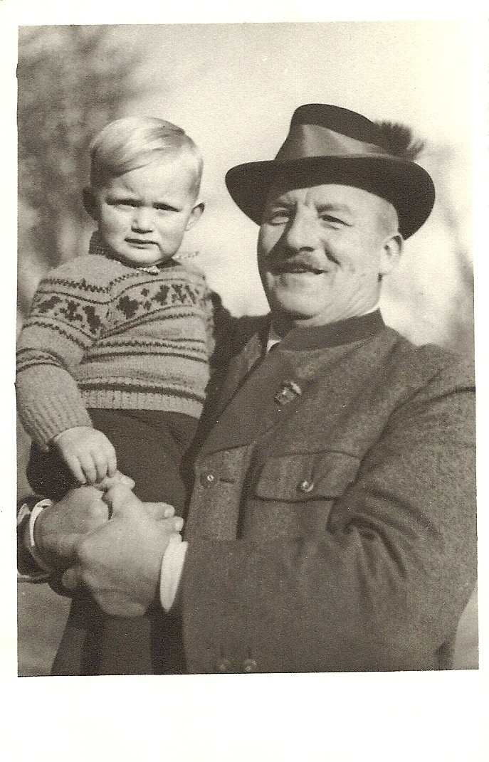 Stolzer Großvater - 1951