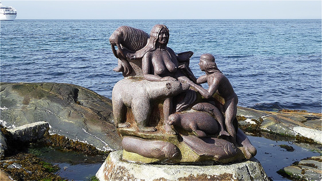 "Mother Nature" - Beschützerin des Meeres und deren Geschöpfe - Grönland ist Welt Natur Kulturerbe !