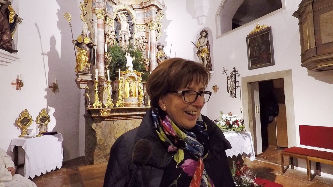 Die Taufpatin bei ihrer Taufrede