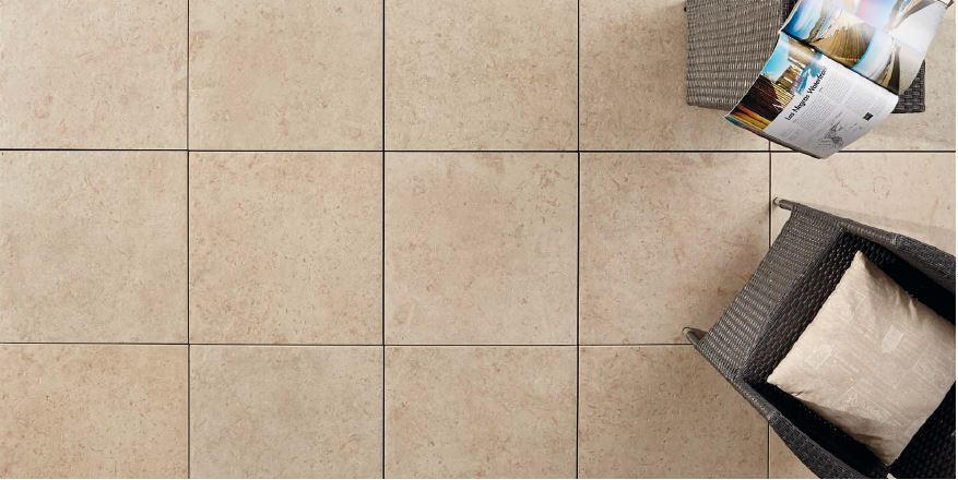 Colosseo Pietra di Gerusalemme