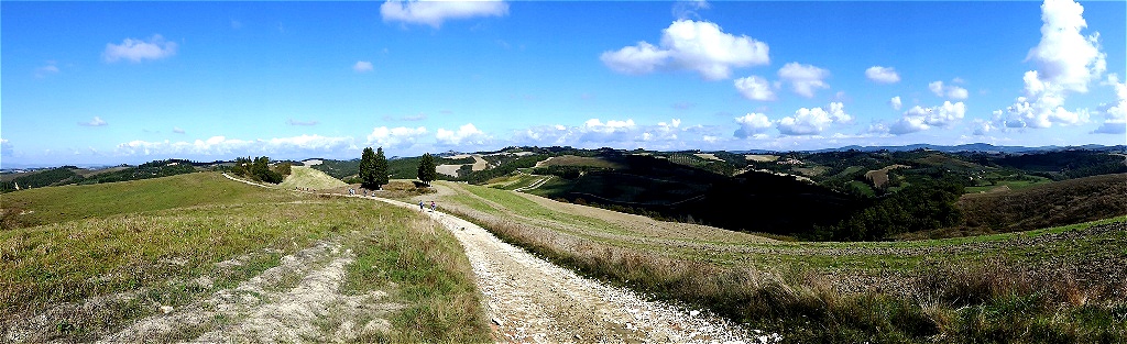 Wir durchwandern schier endlose Weiten !