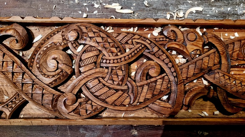 Kunstvolle Schnitzerei