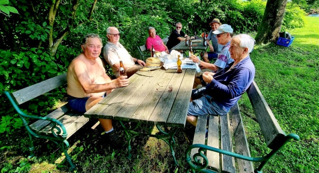 Ein kleines Bier haben wir uns verdient !