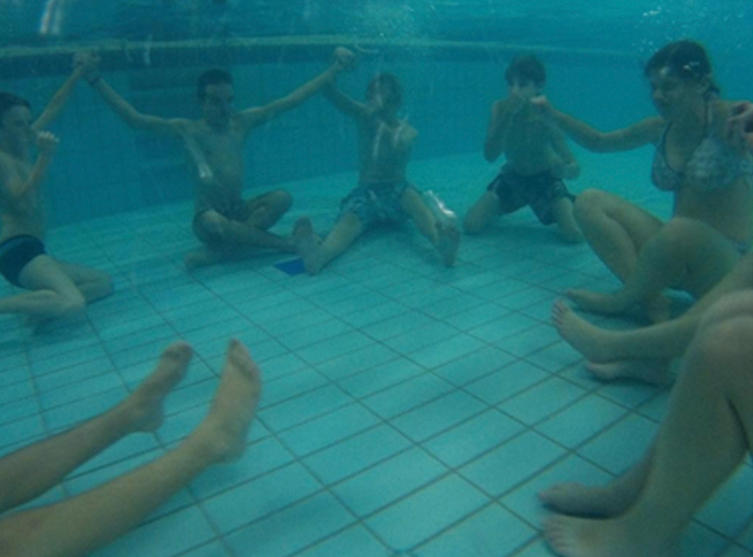 Utrinek iz šole plavanja