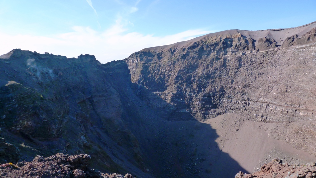 Blick in den Krater des Vesuvs