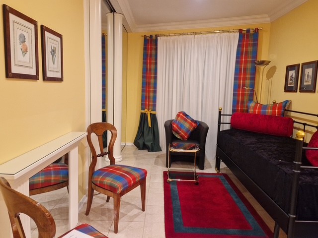 rechtes Appartement Erdgeschoss