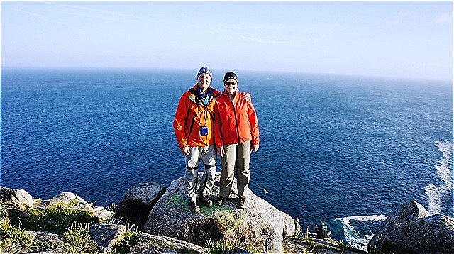 Finis Terrae - Das Ende der Welt.
Auf einem Felsen über dem Mee
