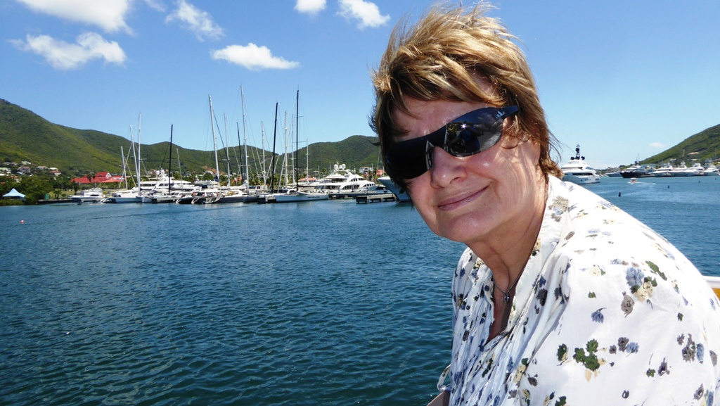 Rundfahrt auf einem Katamaran bei angenehmer Brise !