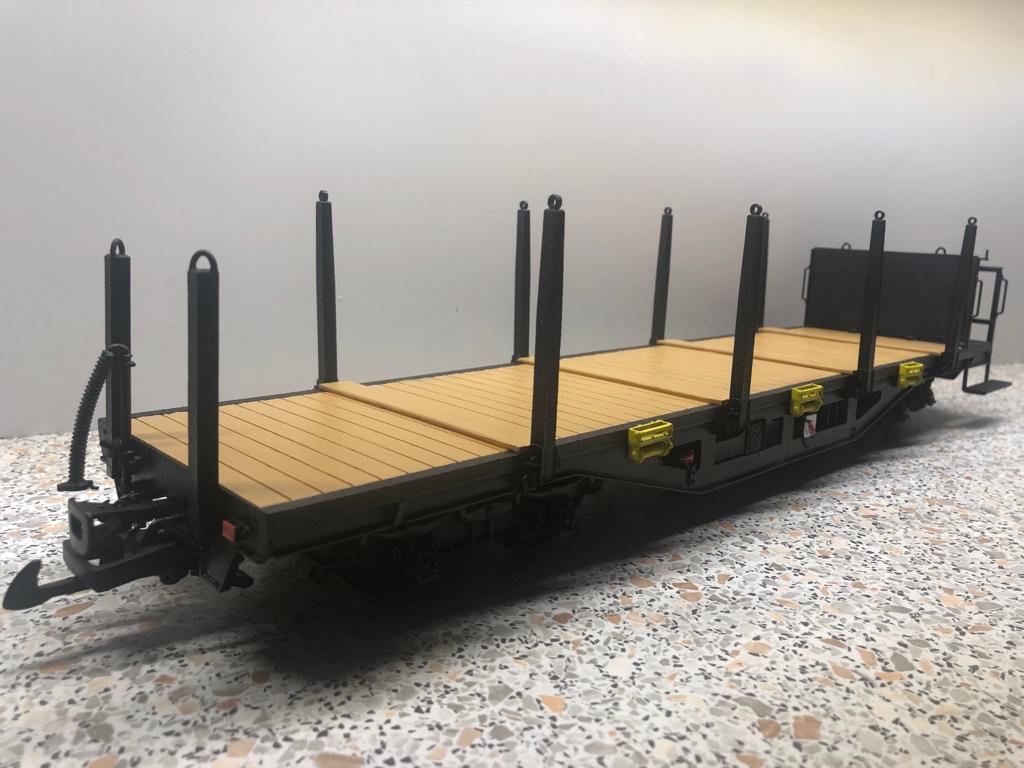SSm 36820 Blechstirnwand mit Stirnrungen