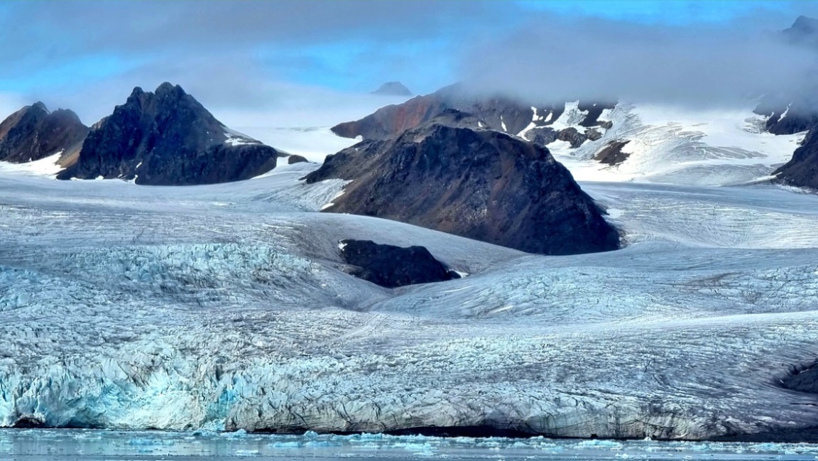 Eis wohin man blickt !