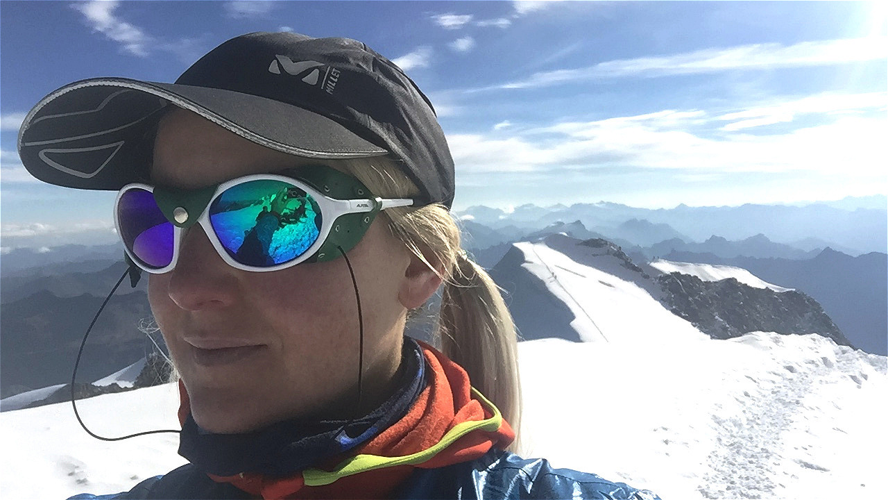 Auf dem Gipfel in 3.901 m Höhe