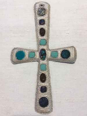 Croix murale moderne