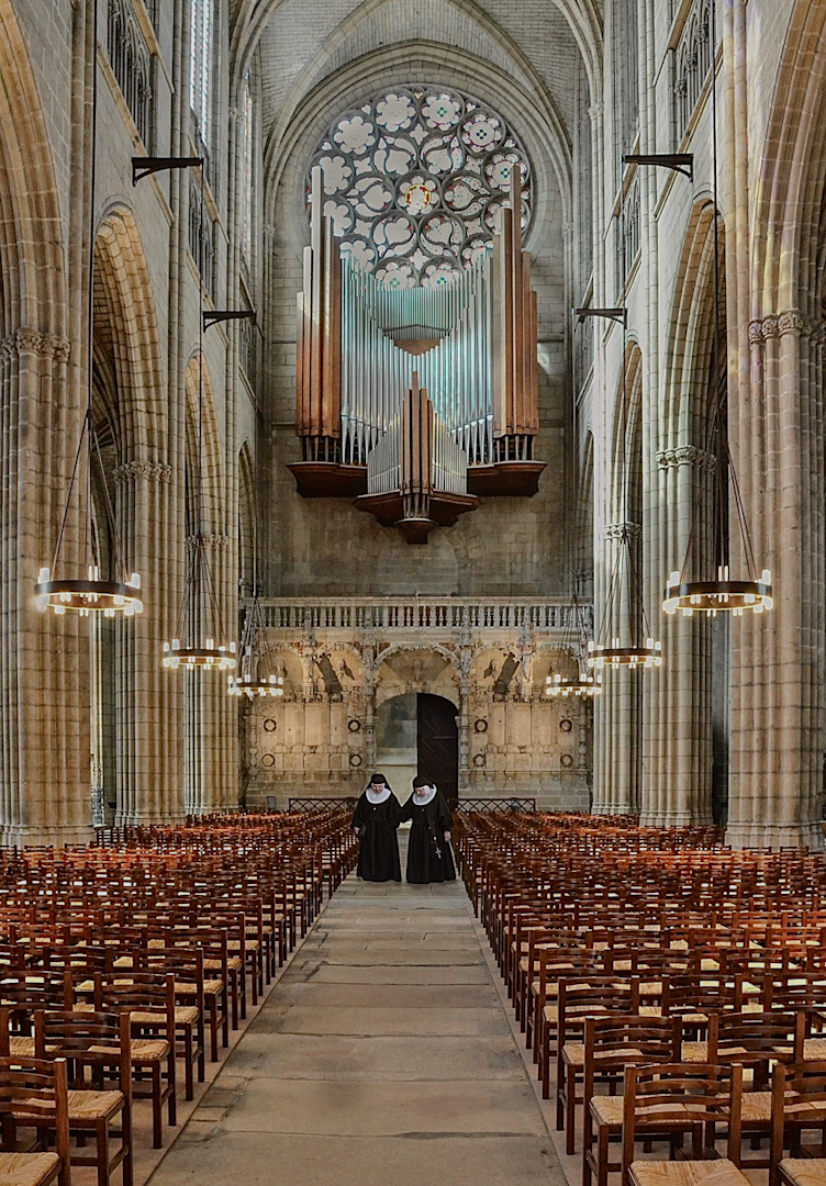 1st Place: Hope We Can Find A Seat Mary (Martin Edwards)