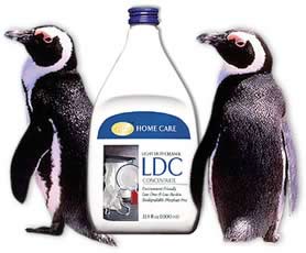 LDC je za pomivanje posode, pa tudi za živali - reševanje pingvinov v Južni Afriki