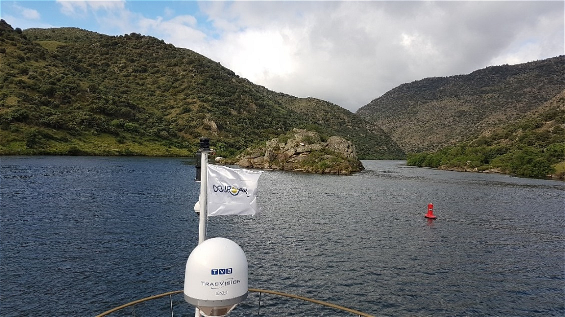 Einfahrt in den Douro - Durchbruch