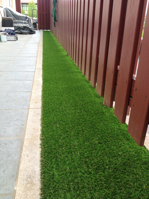 Dekoracija umetna trava