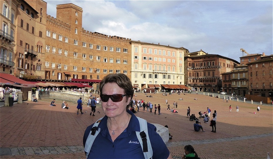 Auf der Piazza del Campo
berühmter Austragungsort des weltbekannten Pferderennens "Palio di Siena"