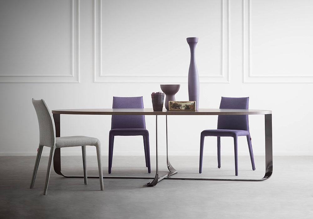 Pianca Confluence ovalna jedilna miza