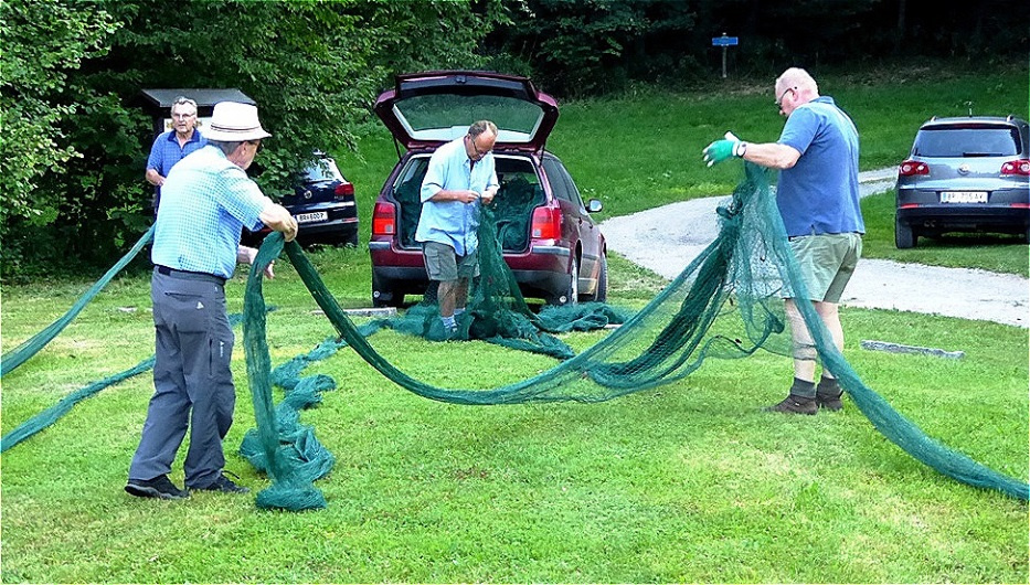 Die Schutznetze werden vorbereitet