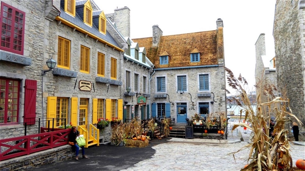 Häuser auf dem Place Royale