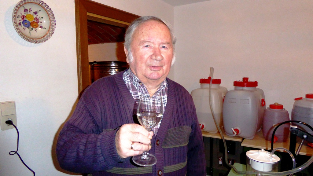 Verkostung des jungen Weines