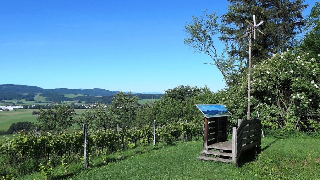 Aussichtsplattform mit Klapotetz