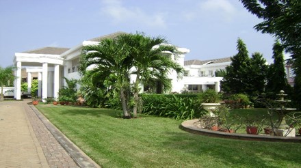 https://0501.nccdn.net/4_2/000/000/024/ec9/picture1.jpg
