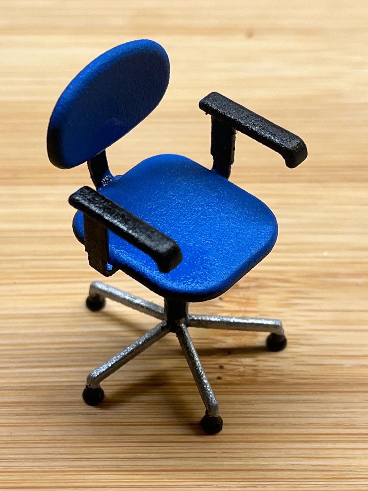 Lokführer-Sessel zu 1099 lackiert