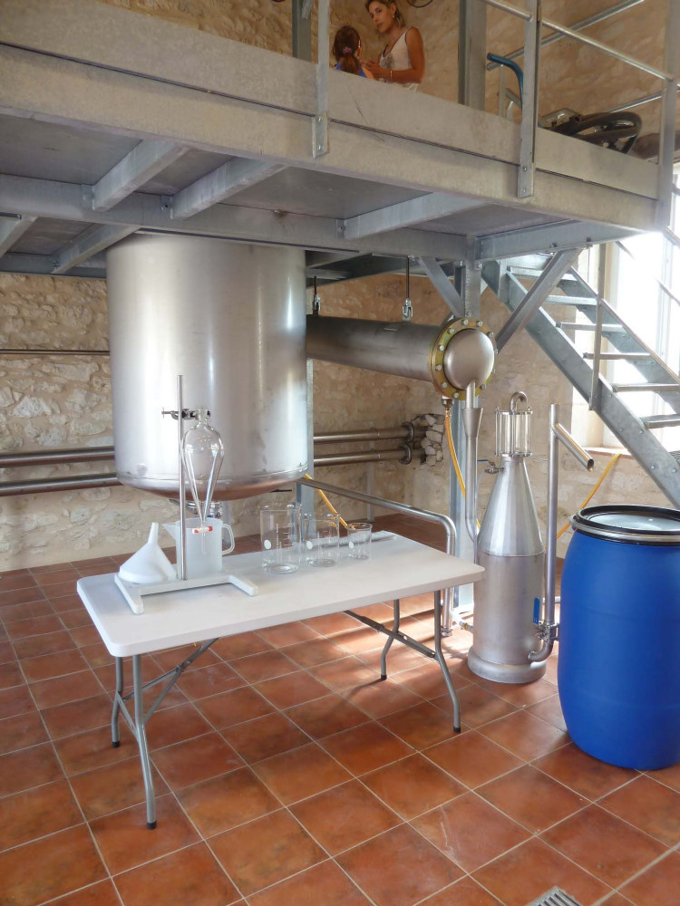 Distillateur EV2000 en charpente