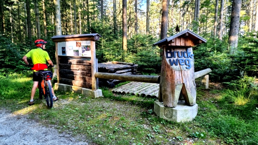 Am historischen Bruckweg